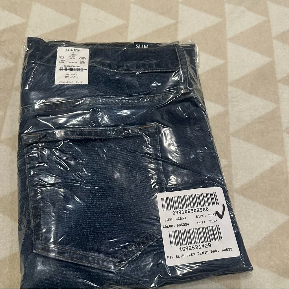 J crew Slim-fit jean in signature flex 32 x 34